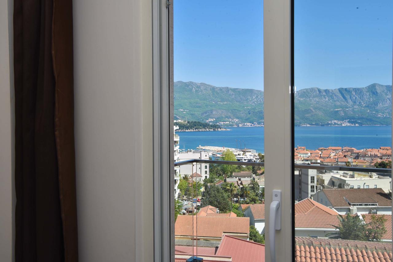 Apartments Jelusic Budva Eksteriør billede